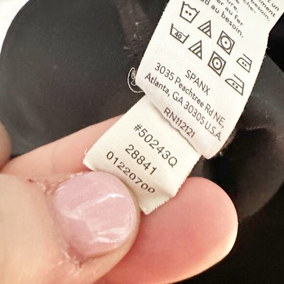 SPANXshape Booty Boost Black Flare Full Length Legging Pant women's size small - Picture 10 of 15